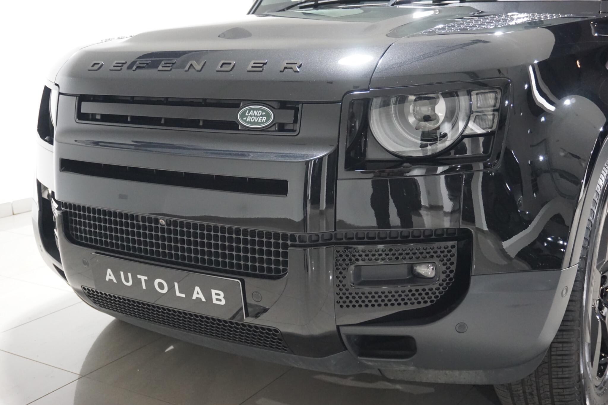 Land Rover Defender 110 3.0 D250 MHEV HSE Hard Top SUV Auto 4WD MWB Euro 6 (s/s) 5dr